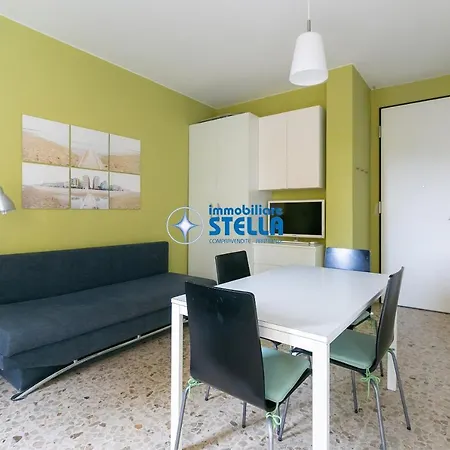 Lägenhet Commerciale Lido di Jesolo